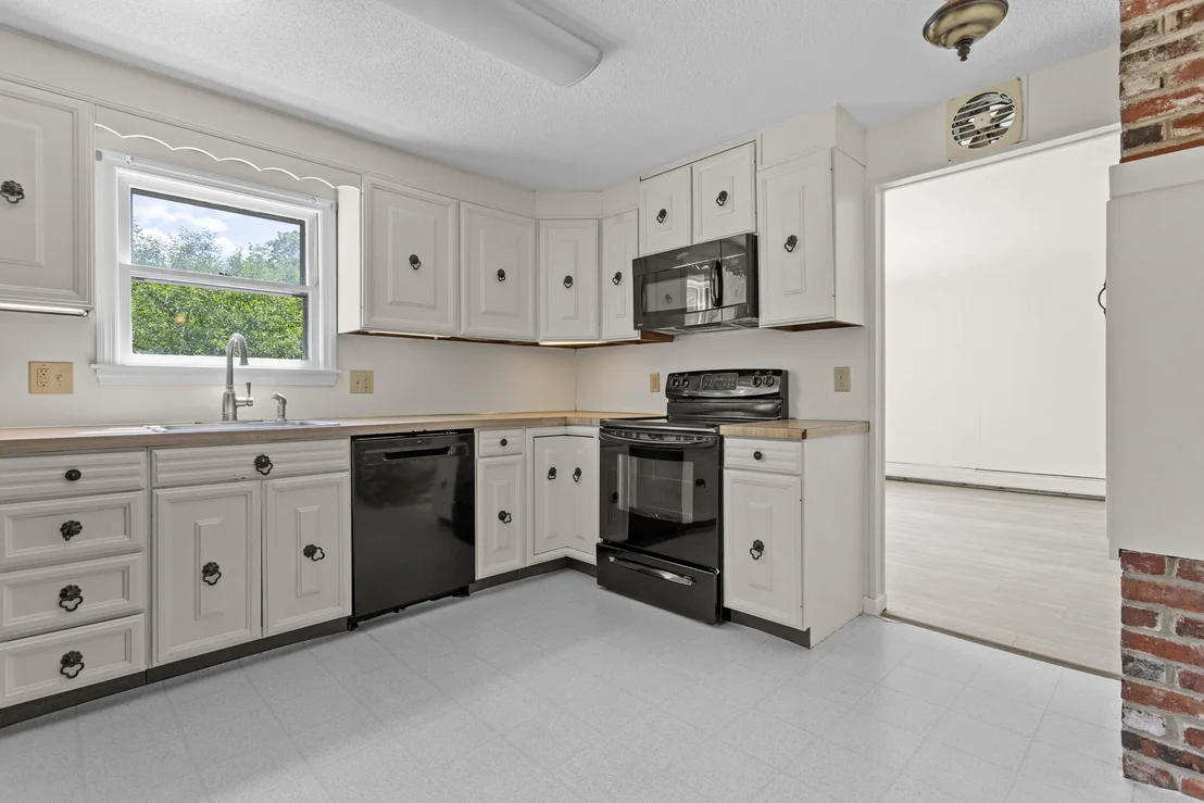 Photo of 10 Colonial