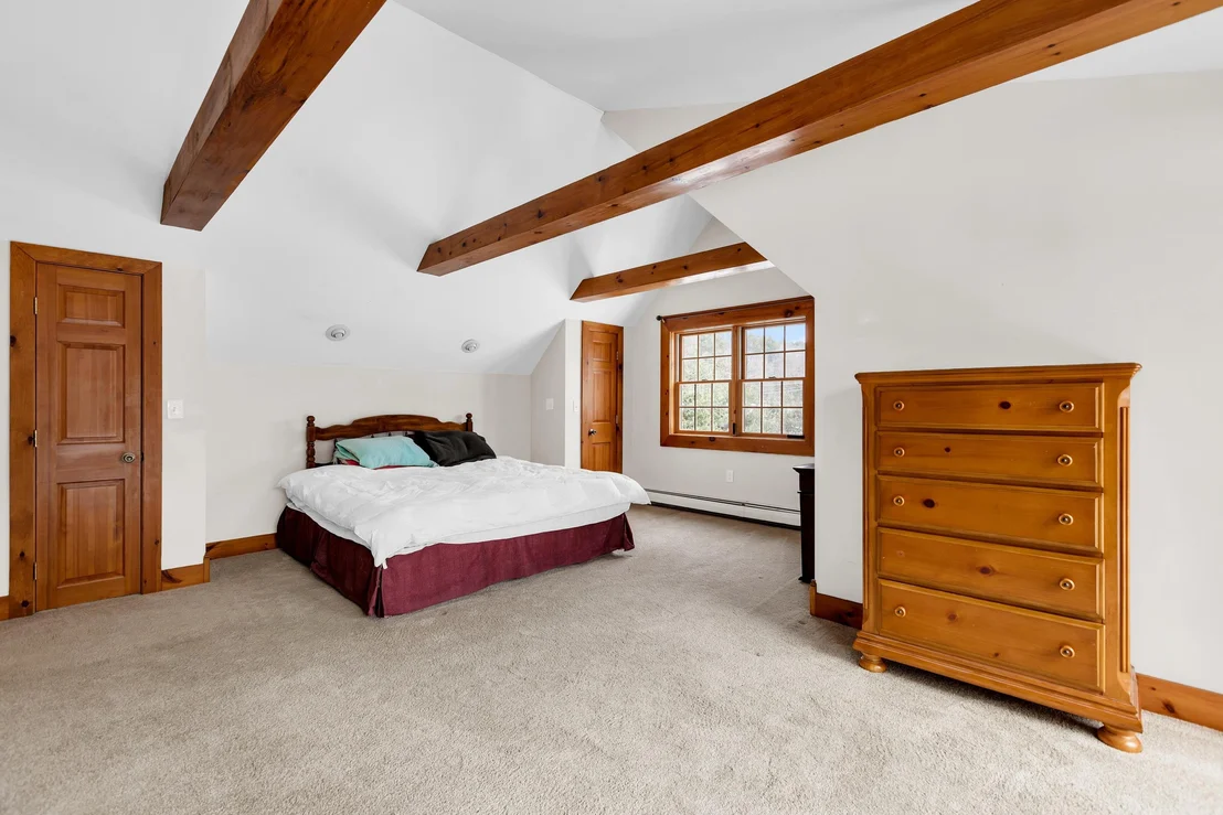 Photo of 1104 Main