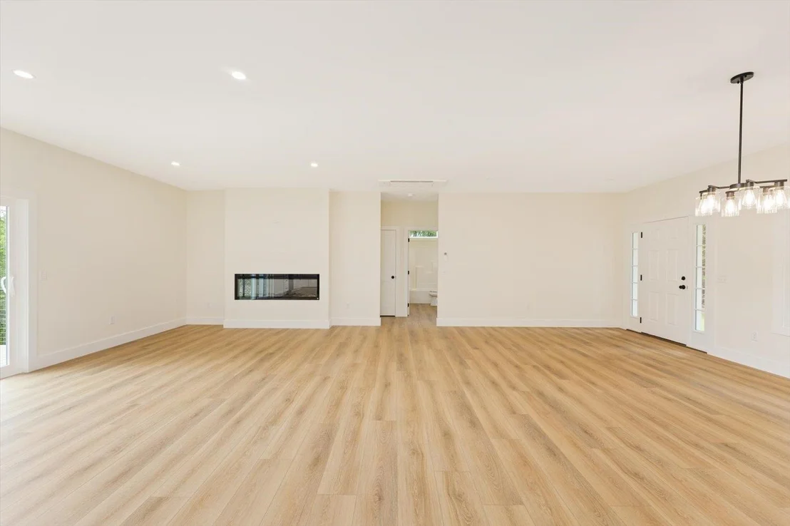 Photo of 7 Spring Hill