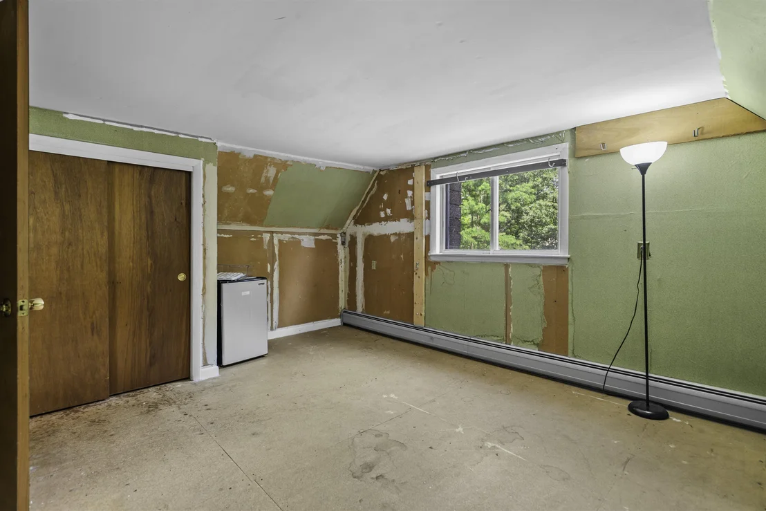 Photo of 385 Burnham Intervale