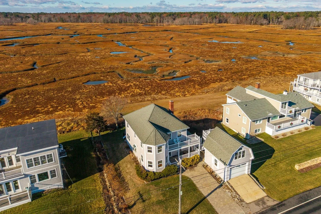 Photo of 1643 Ocean