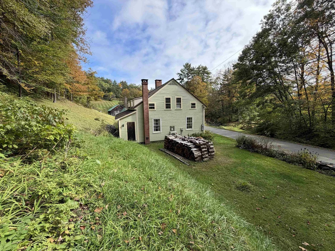 Photo of 220 Hale