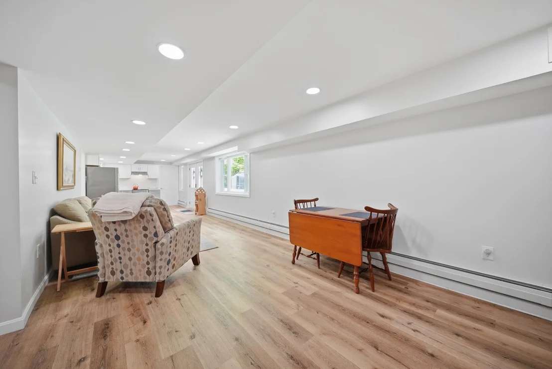 Photo of 7 Stony Point