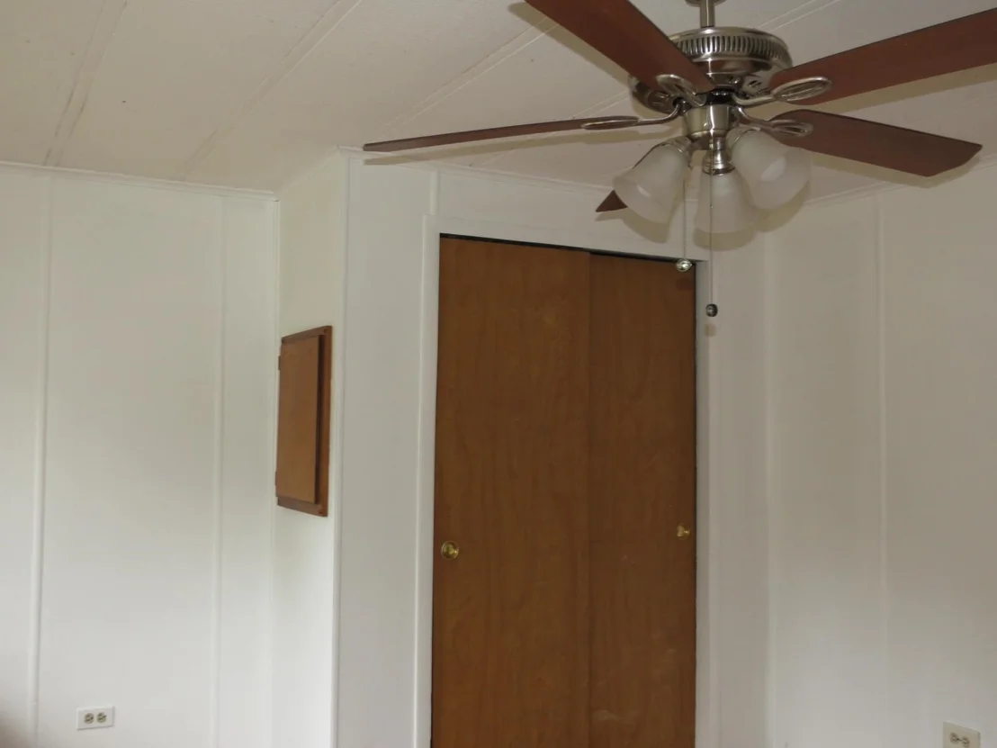 Photo of 29 Derlon
