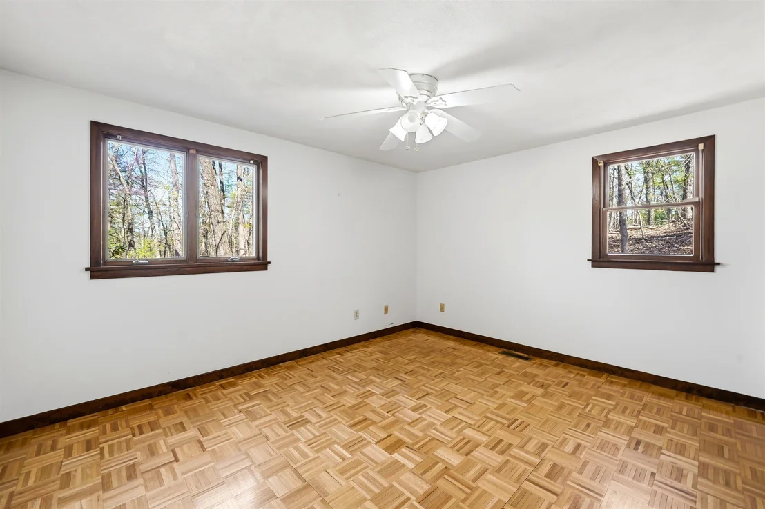 Photo of 88 Meetinghouse
