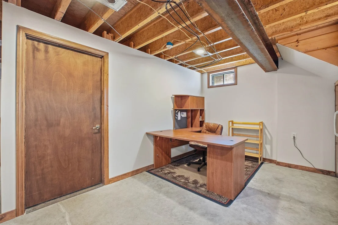 Photo of 3190 Granby