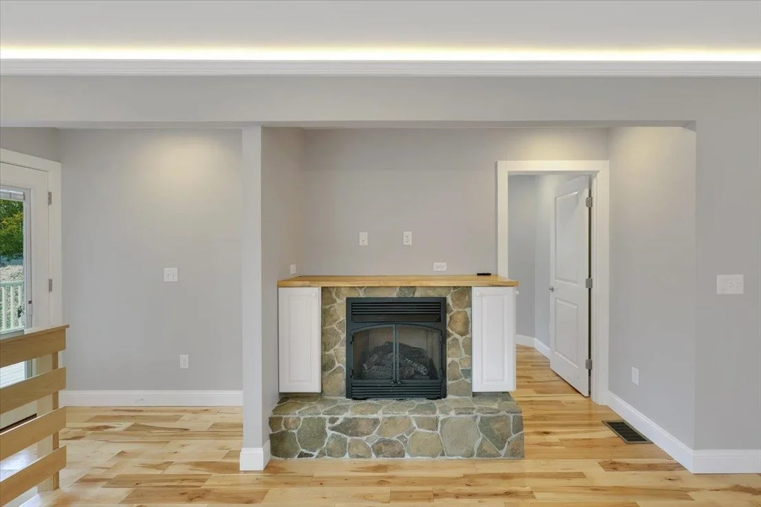 Photo of 49 Hemlock