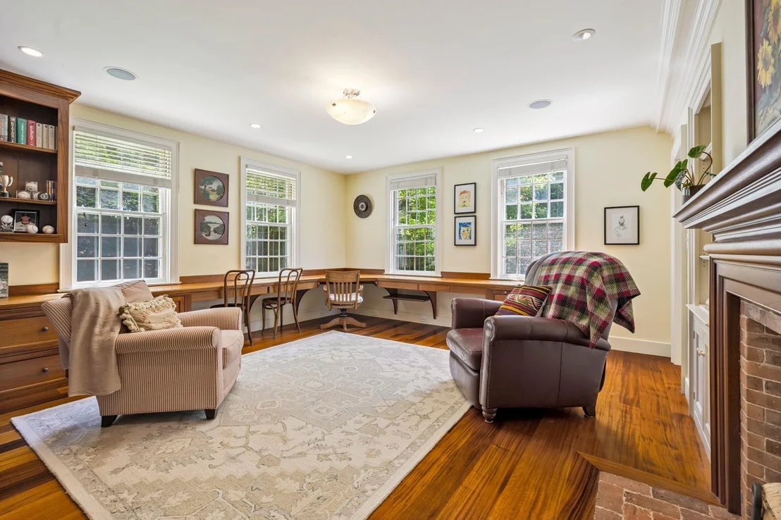 Photo of 16 Olcott