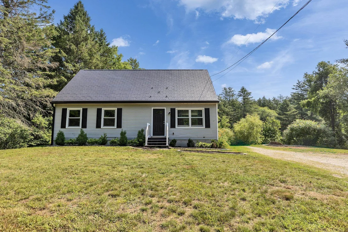 Photo of 229 Back Ashuelot