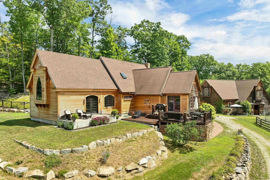 Photo of 661 Deer Meadow