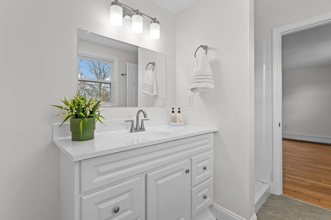 Photo of 12 Hemlock