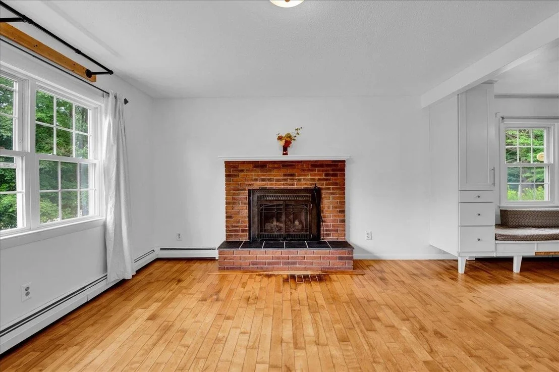 Photo of 9 Griswold