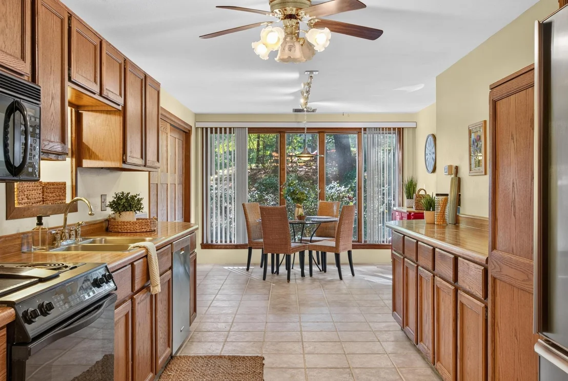 Photo of 14 Pine Knoll