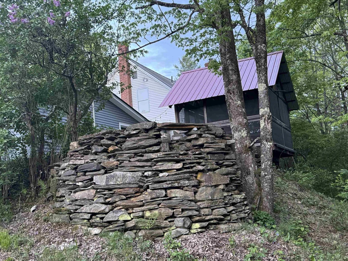 Photo of 2113 Stony Brook