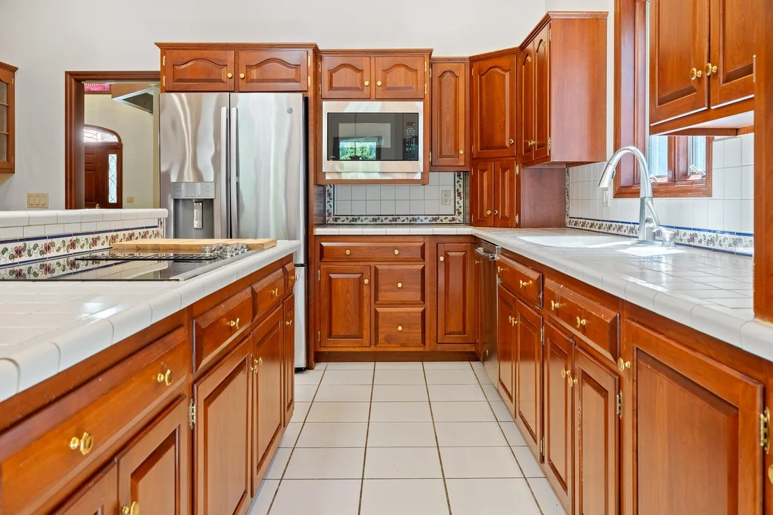 Photo of 932 McNamara