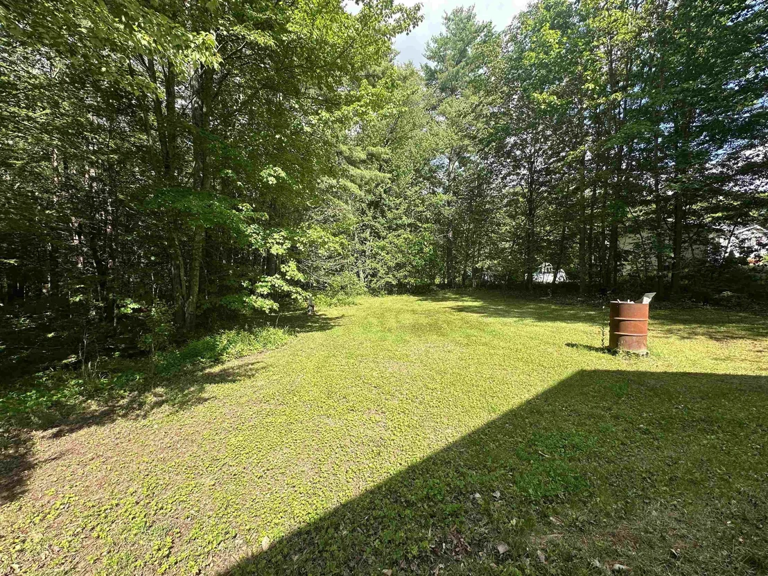 Photo of 85 Holt
