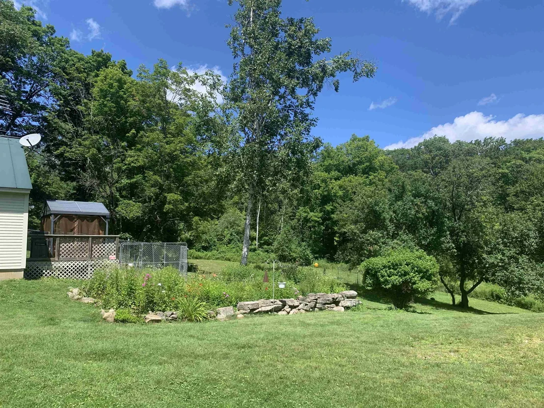 Photo of 27 Bear Pond