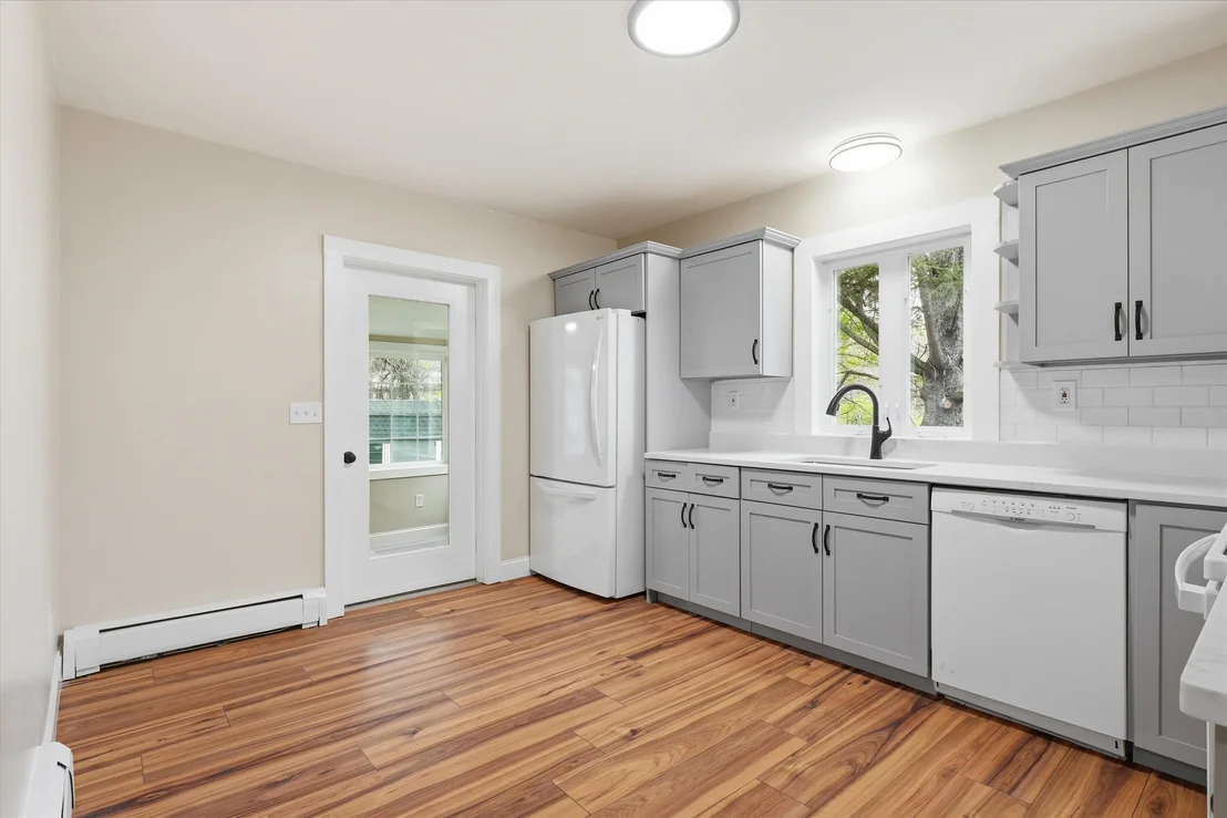 Photo of 293 Lawrence