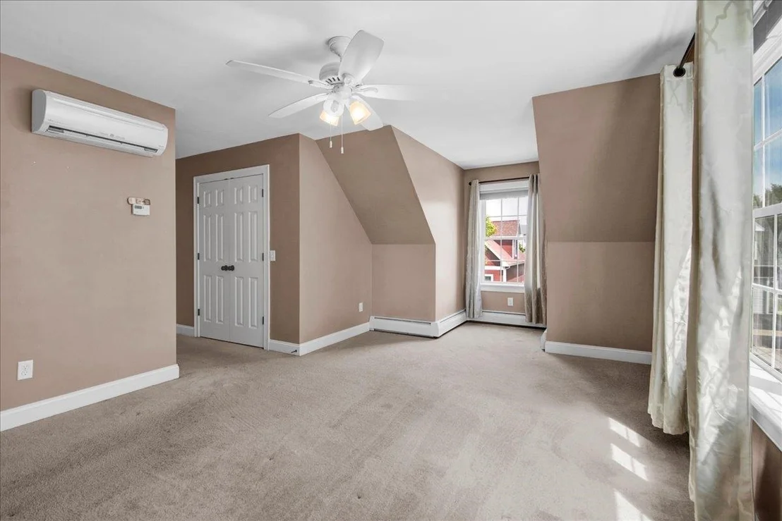 Photo of 90 Madison