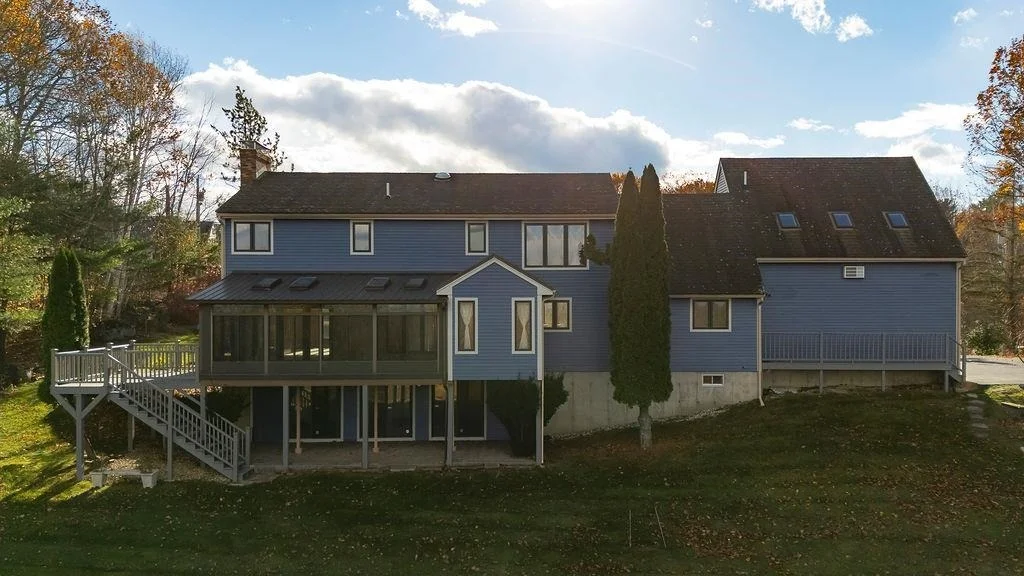 Photo of 8 Longview