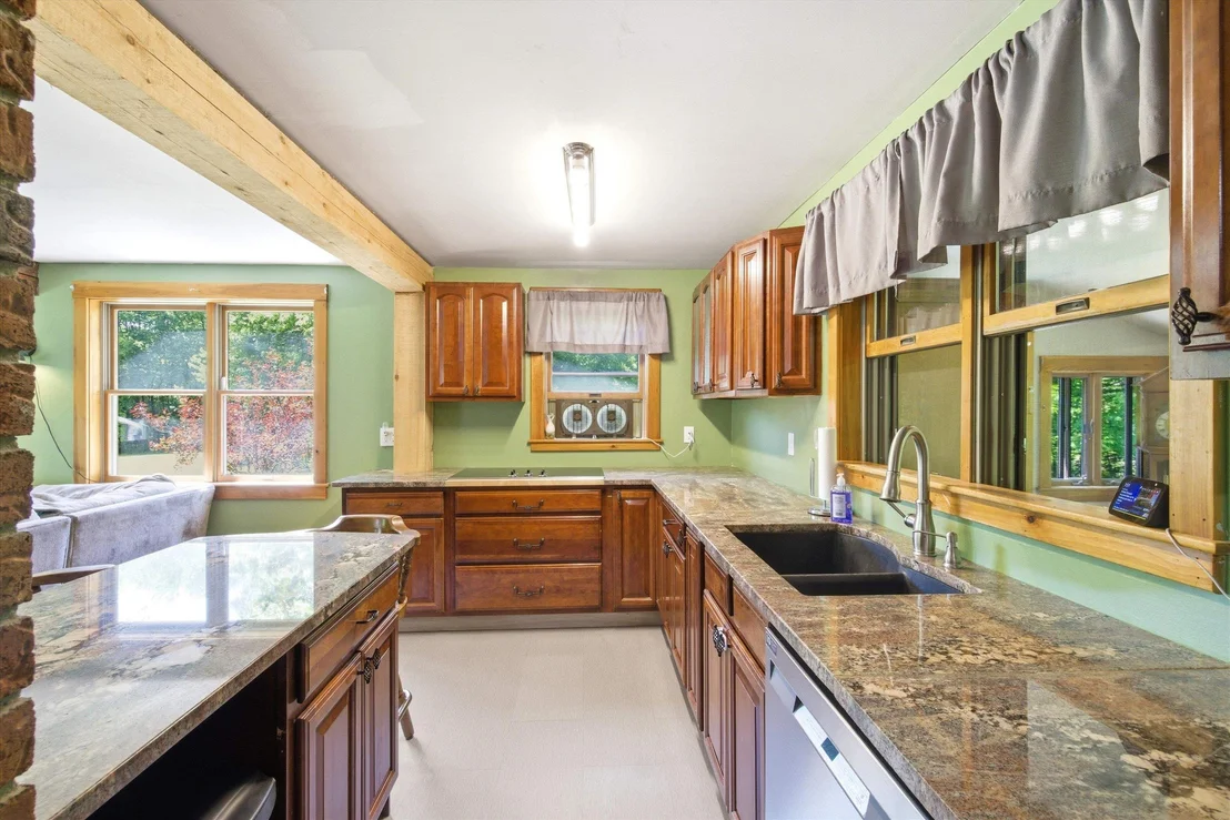 Photo of 15 Maple View