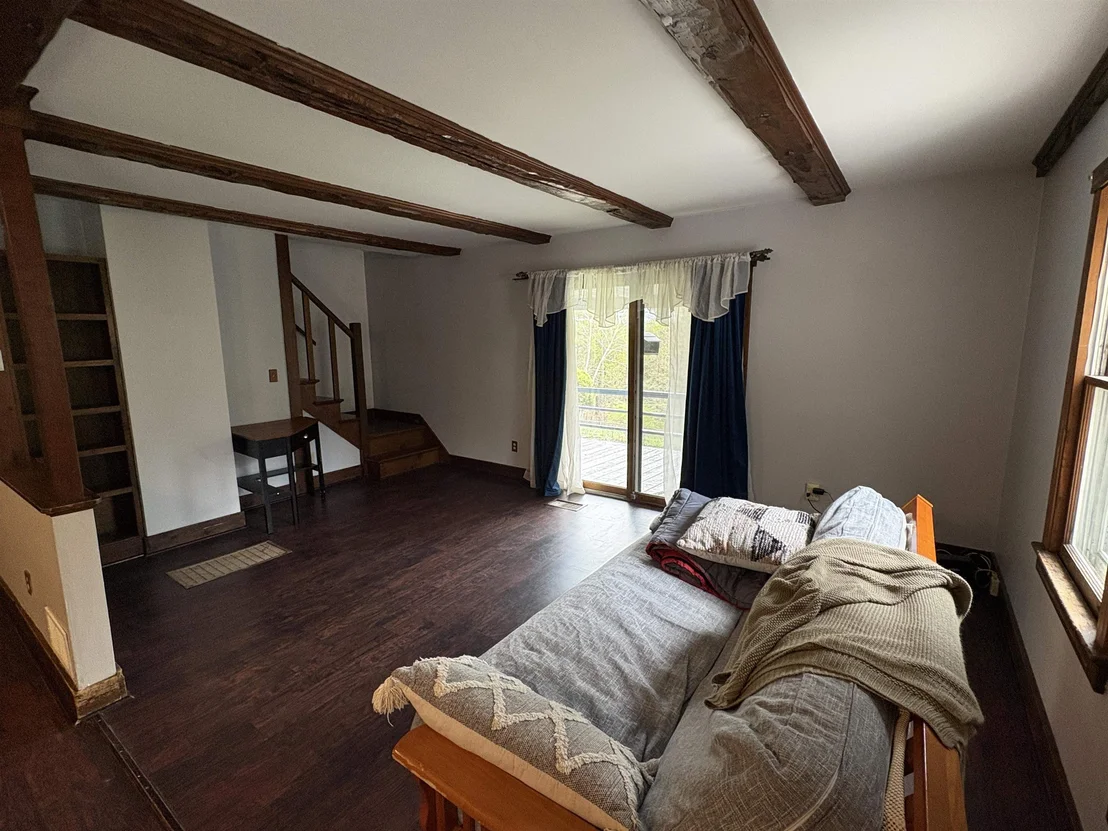 Photo of 1250 Braintree Hill