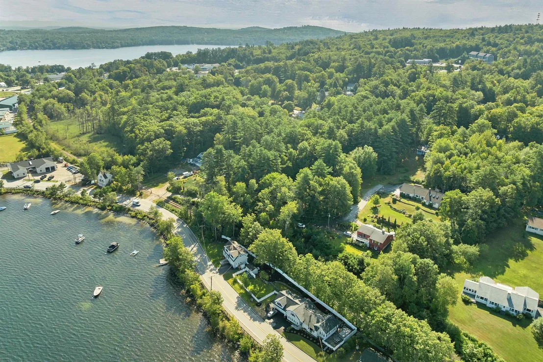 Photo of 10 Lakeview