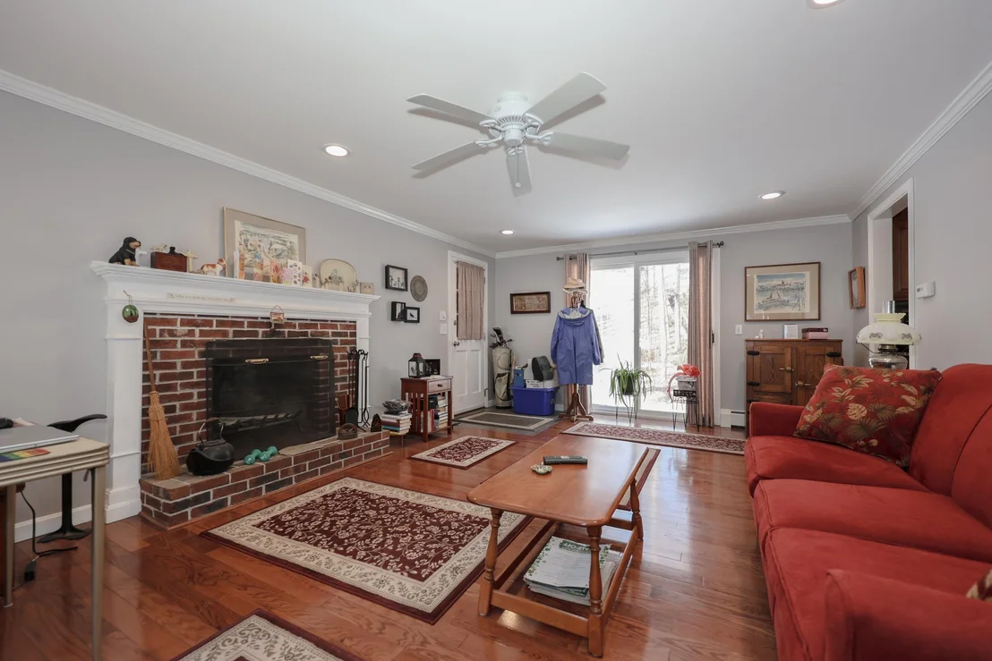 Photo of 21 Todd