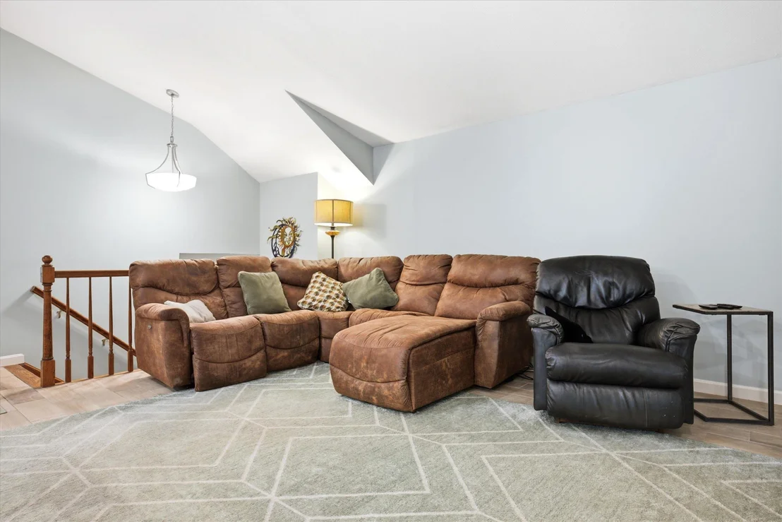 Photo of 17 Redfield