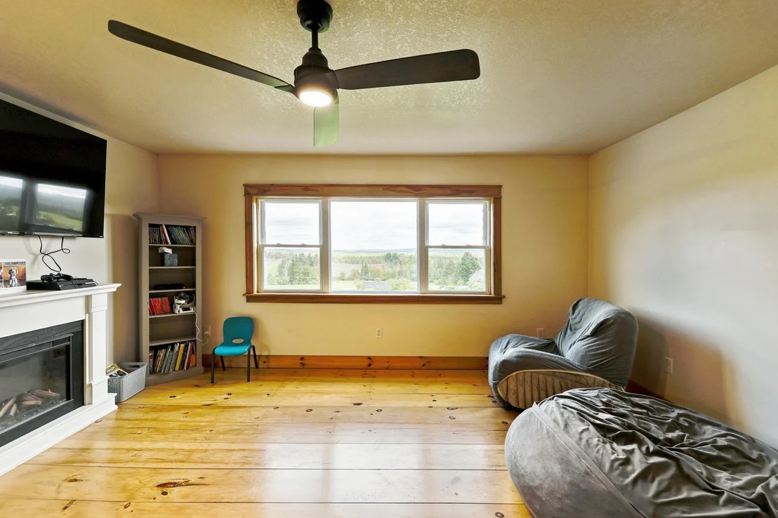 Photo of 370 Cook