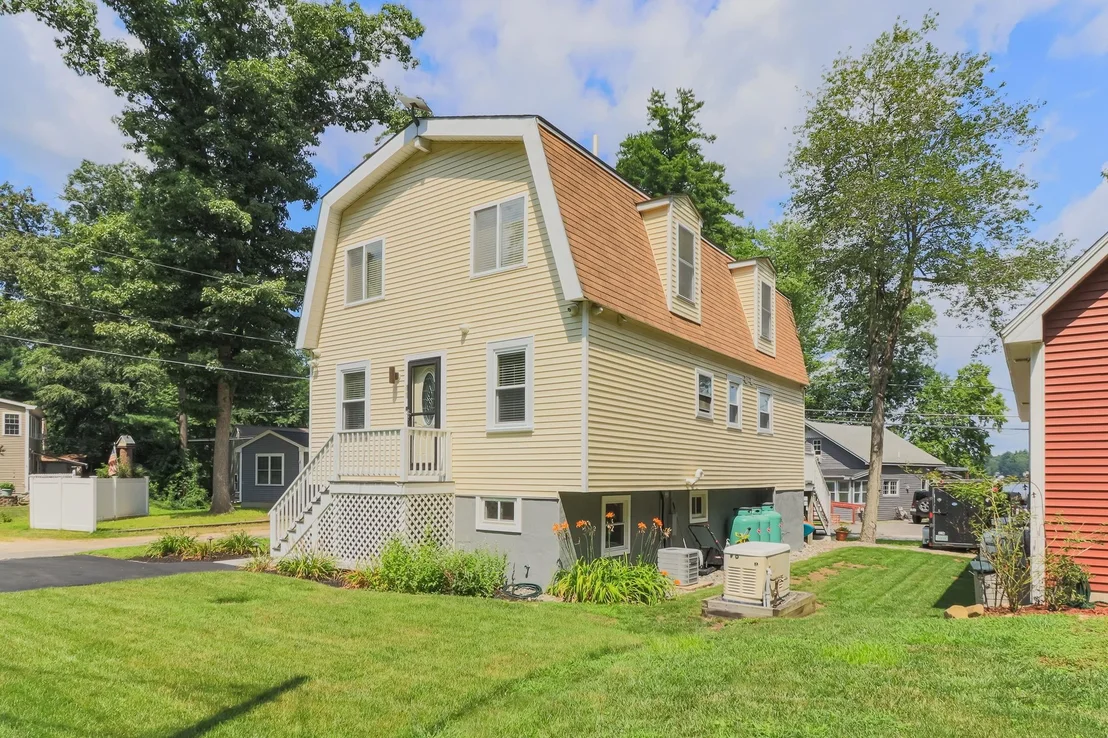Photo of 11 Tabor