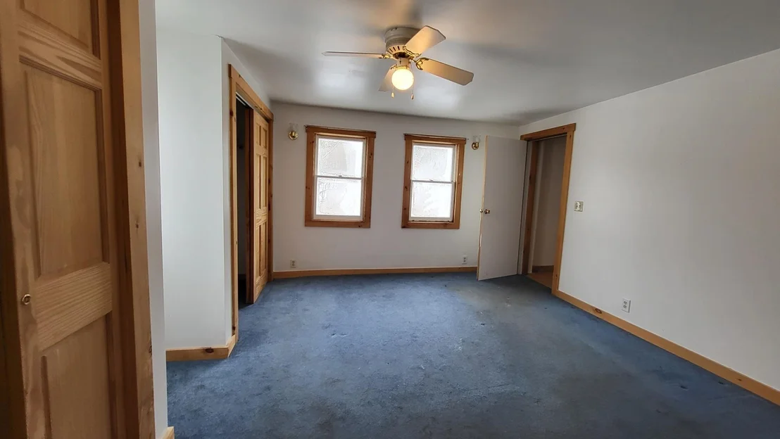 Photo of 1008 Luce