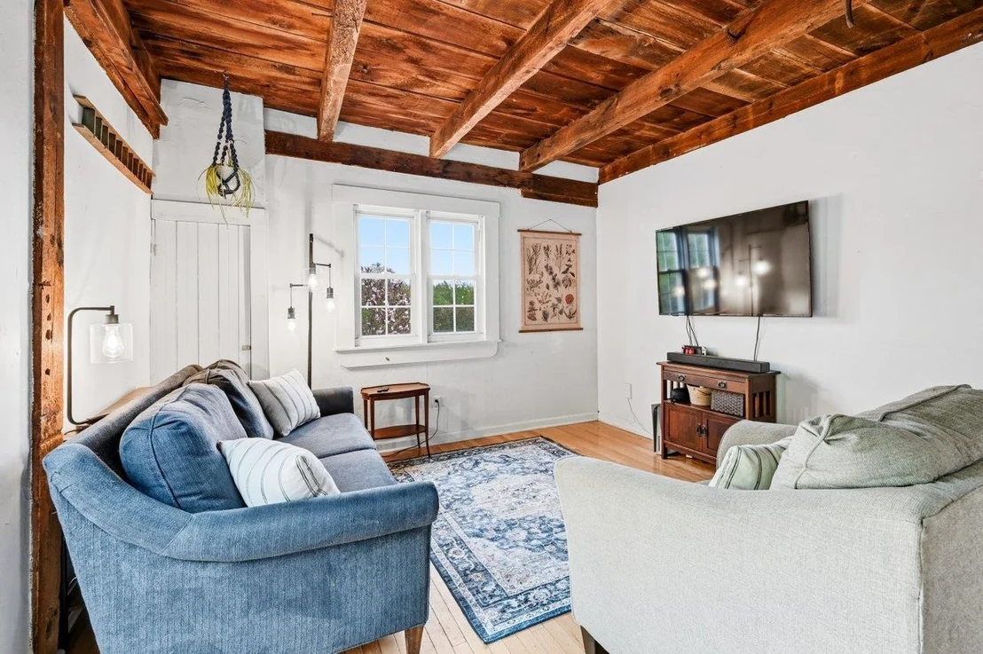 Photo of 236 Tolend