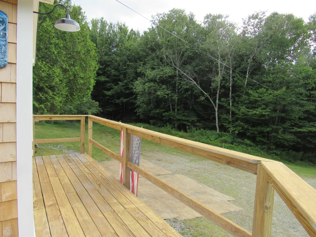 Photo of 21 Maple Hill