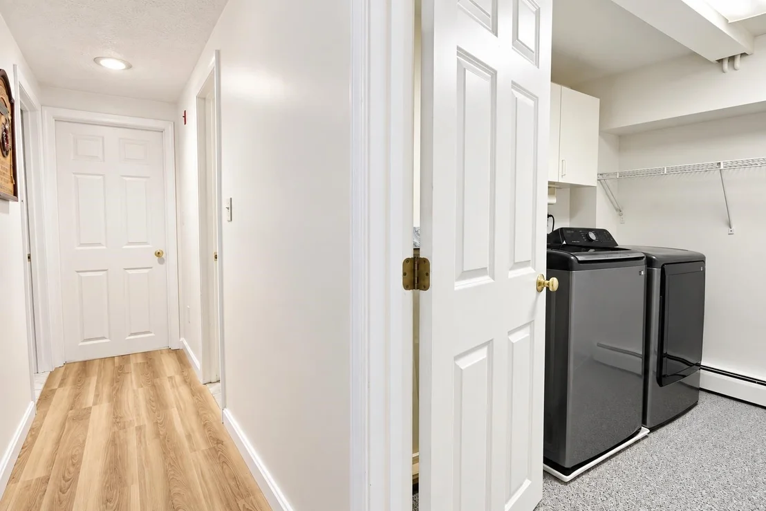 Photo of 12 Roundtree