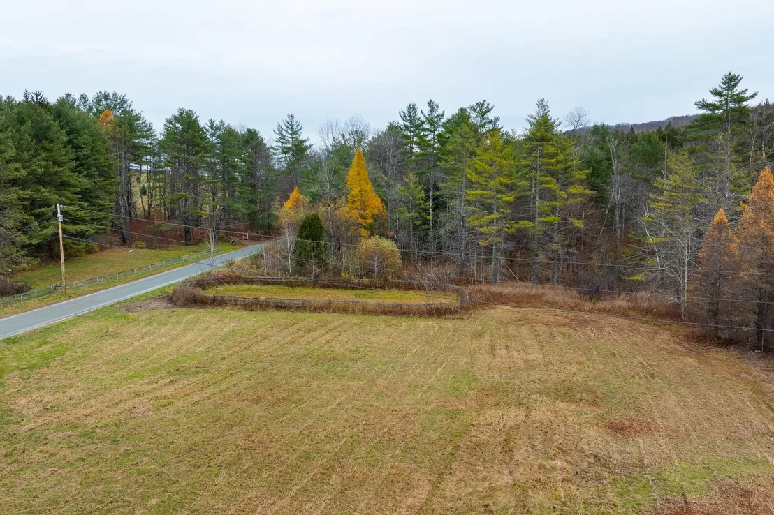 Photo of 298 Jenneville