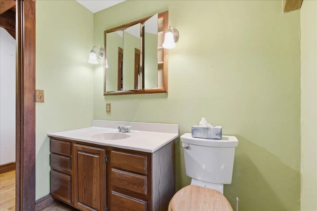Photo of 1378 Hallstrom
