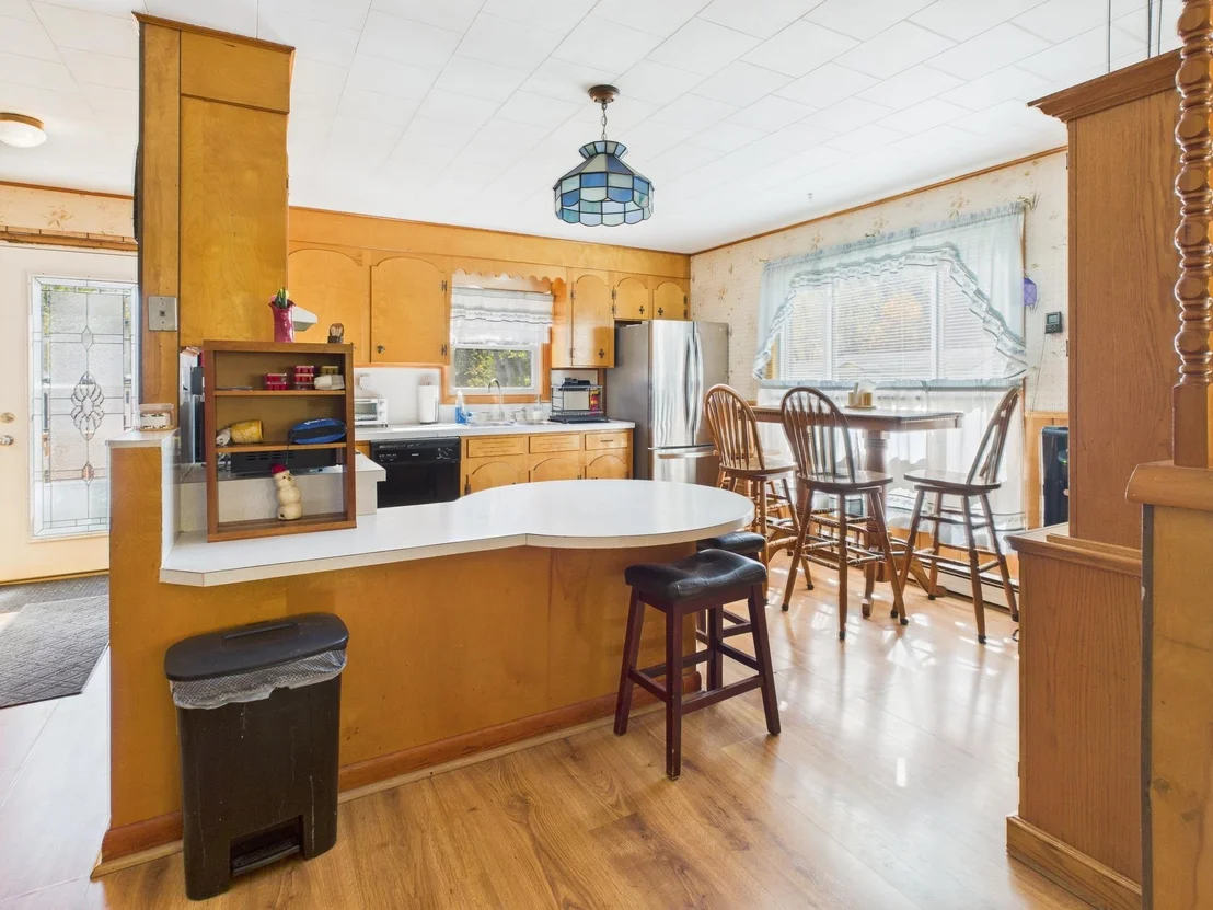 Photo of 63 Pariseau