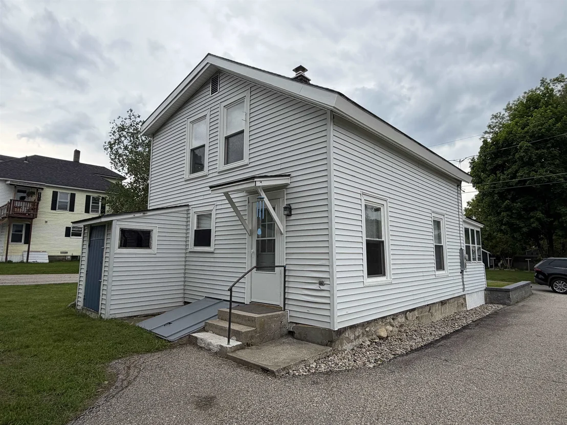 Photo of 24 Pine