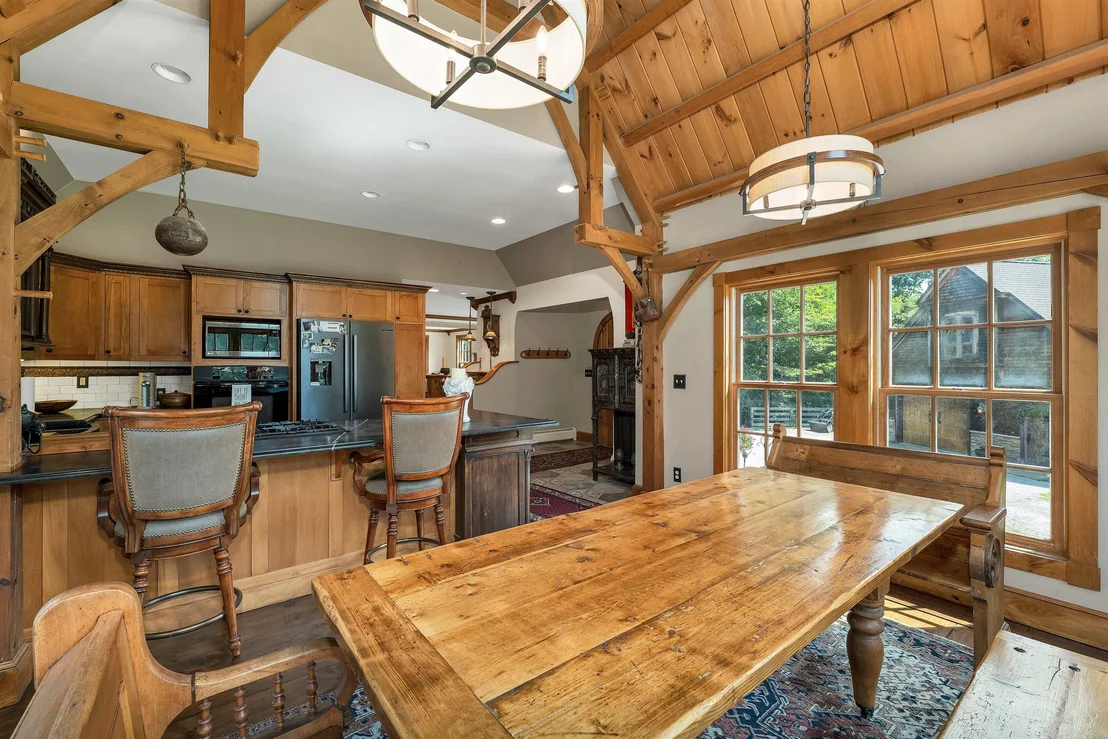 Photo of 661 Deer Meadow