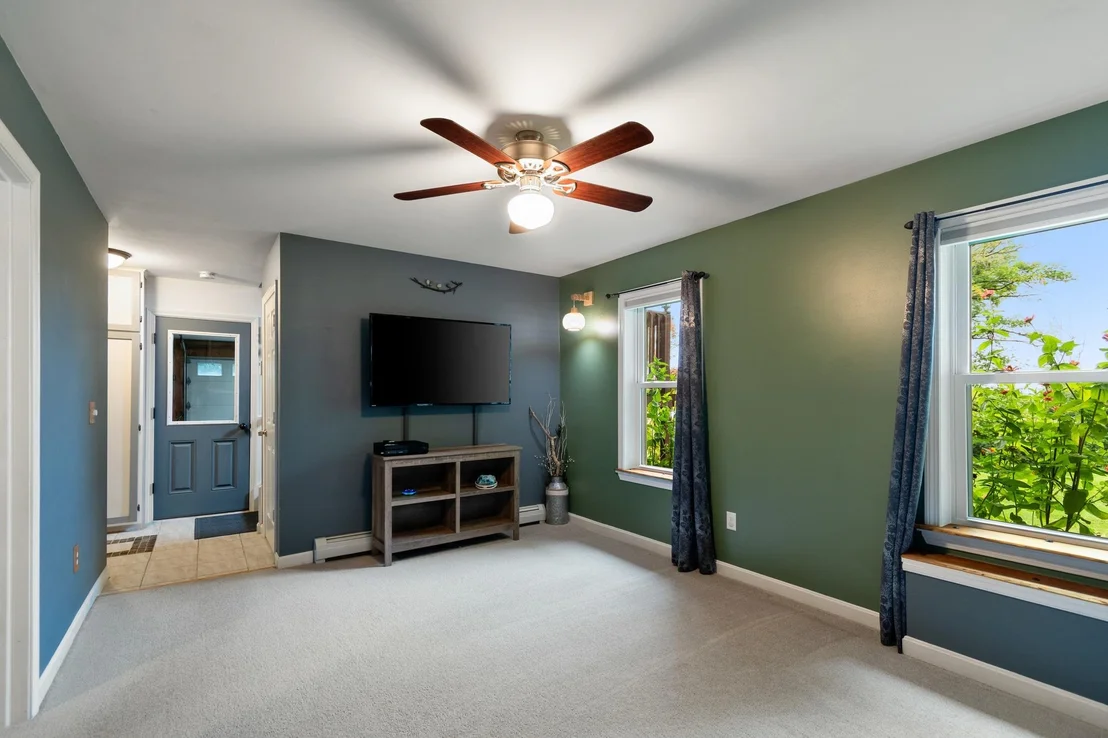 Photo of 387 St. Albans