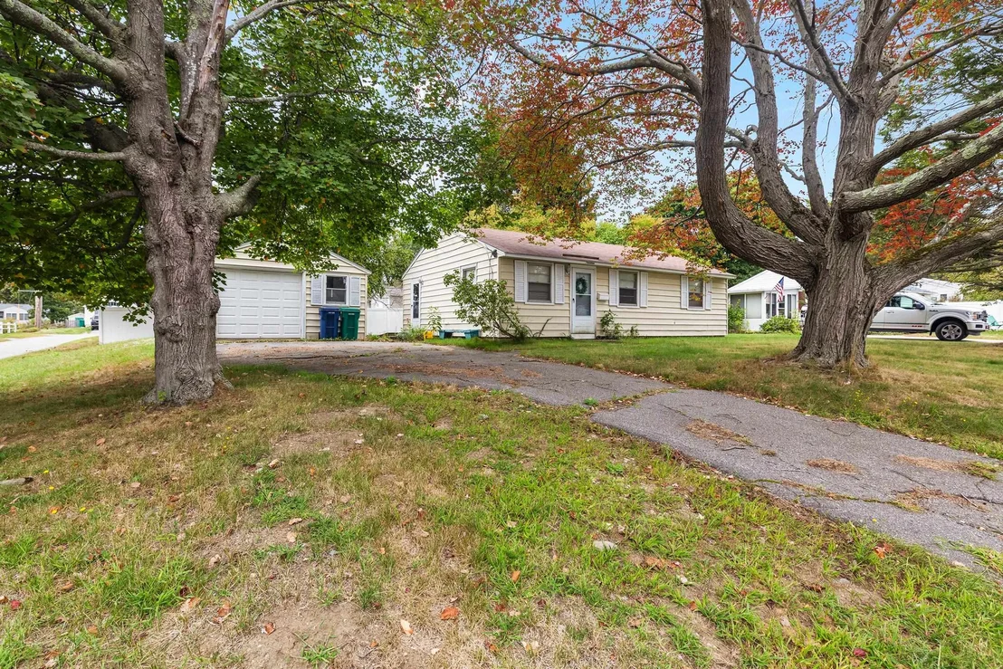 Photo of 19 Tucker