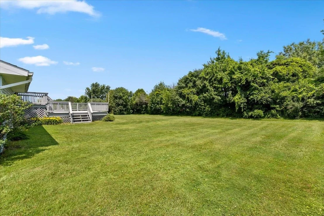 Photo of 17 Meadowbrook