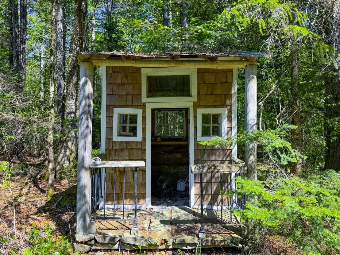 Photo of 297 Robinson