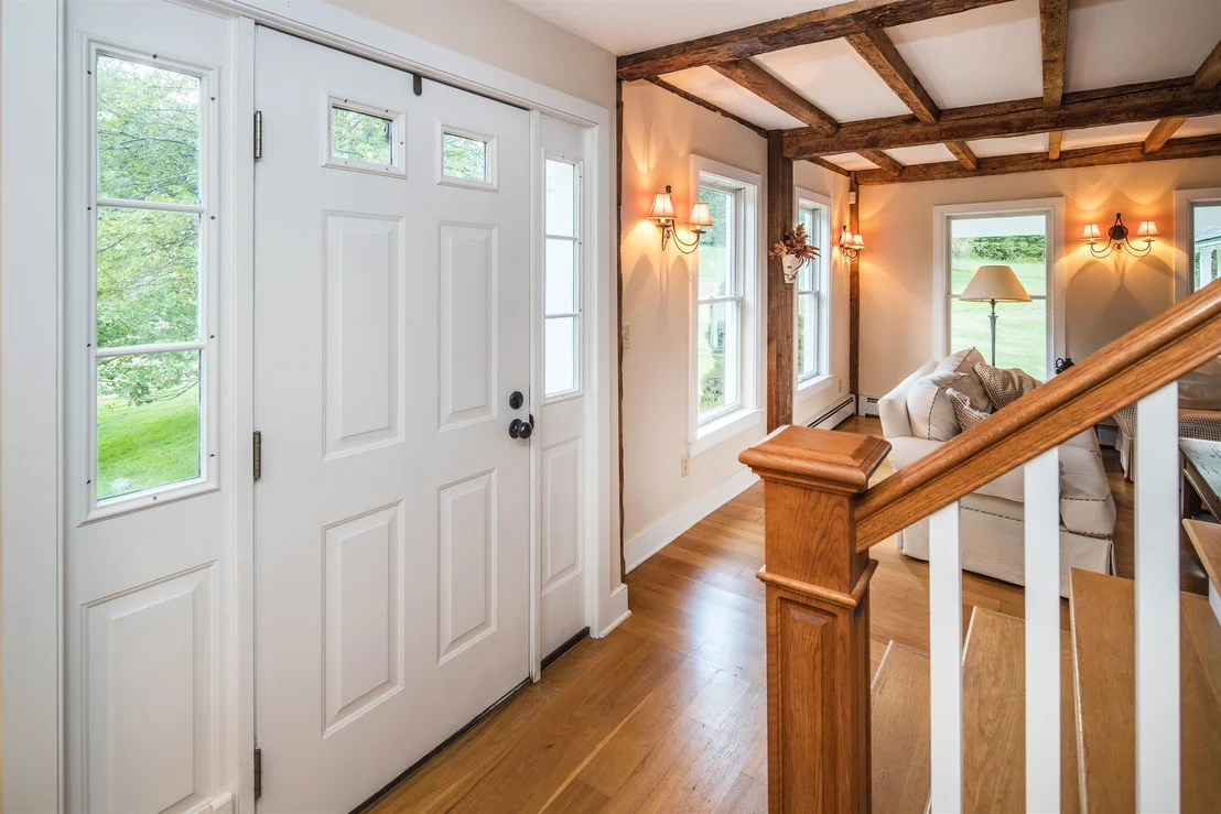 Photo of 3259 West Hill