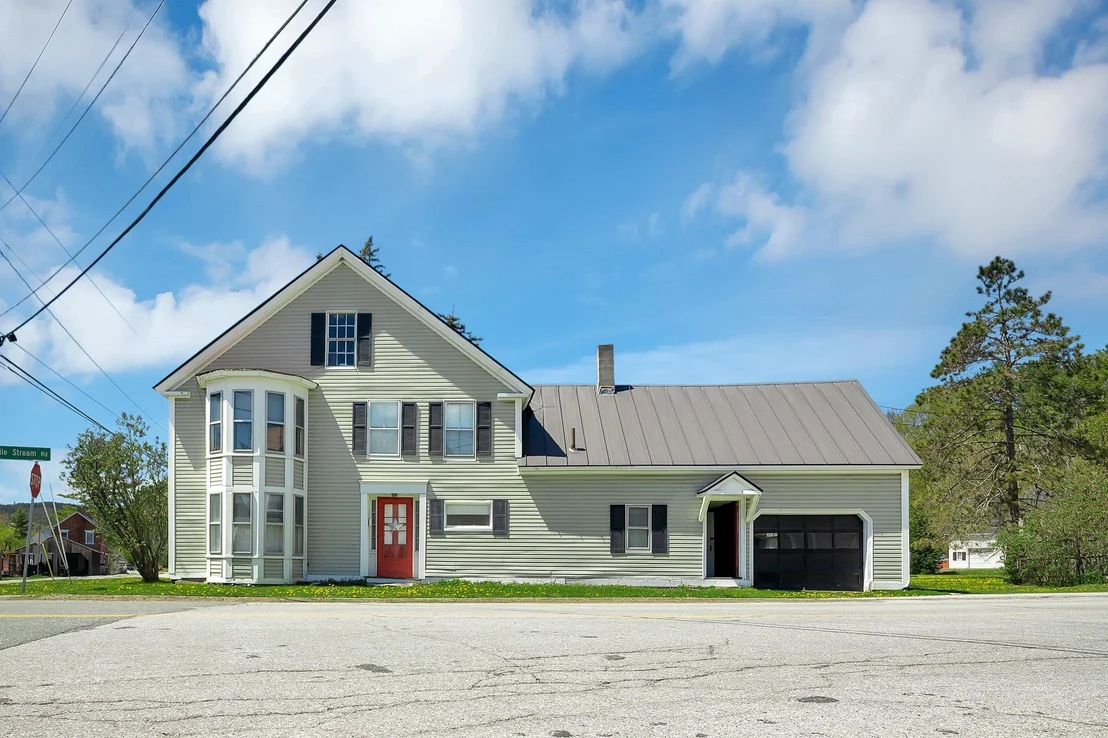 Photo of 761 Main