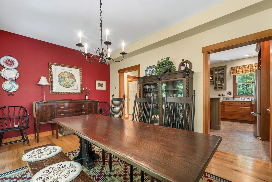 Photo of 42 Cascade Ridge