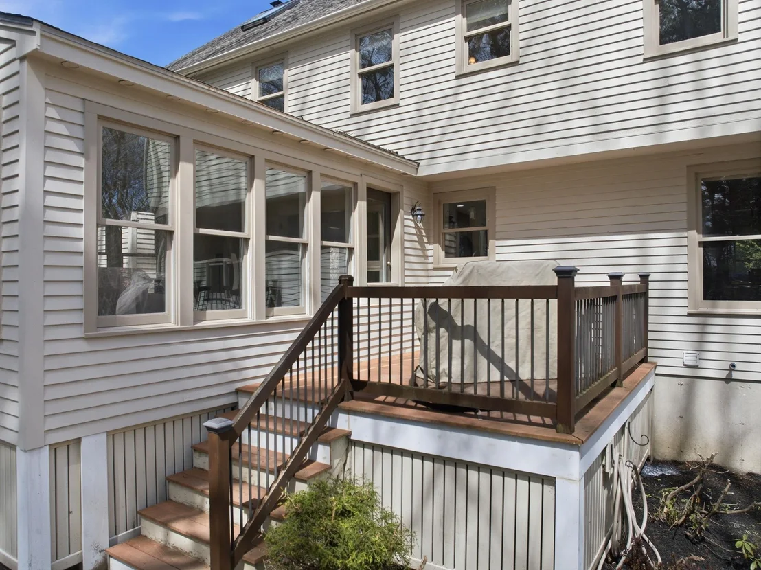 Photo of 25 Buttonwood