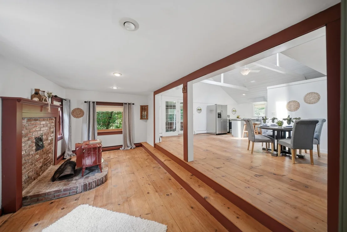 Photo of 60 Old Deerfield