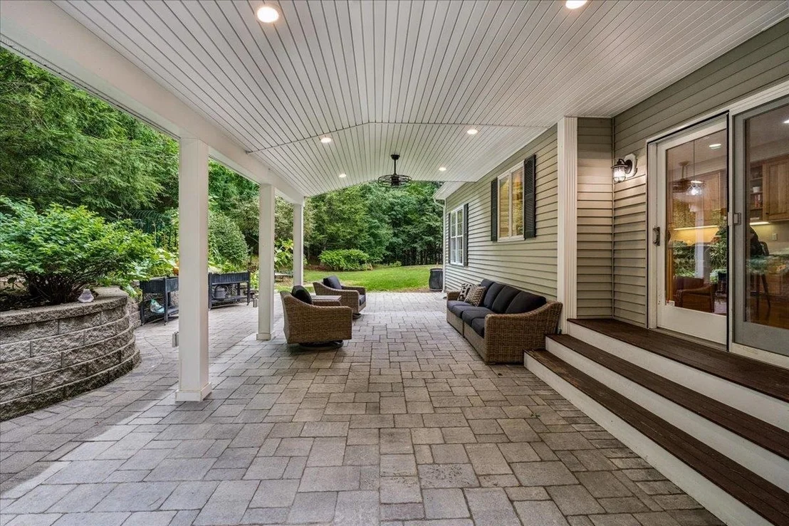 Photo of 75 Tirrell
